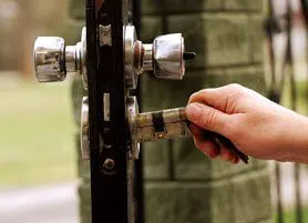 Golden Locksmith Services New York, NY 212-659-0026 - 13-Re-Key-Locks